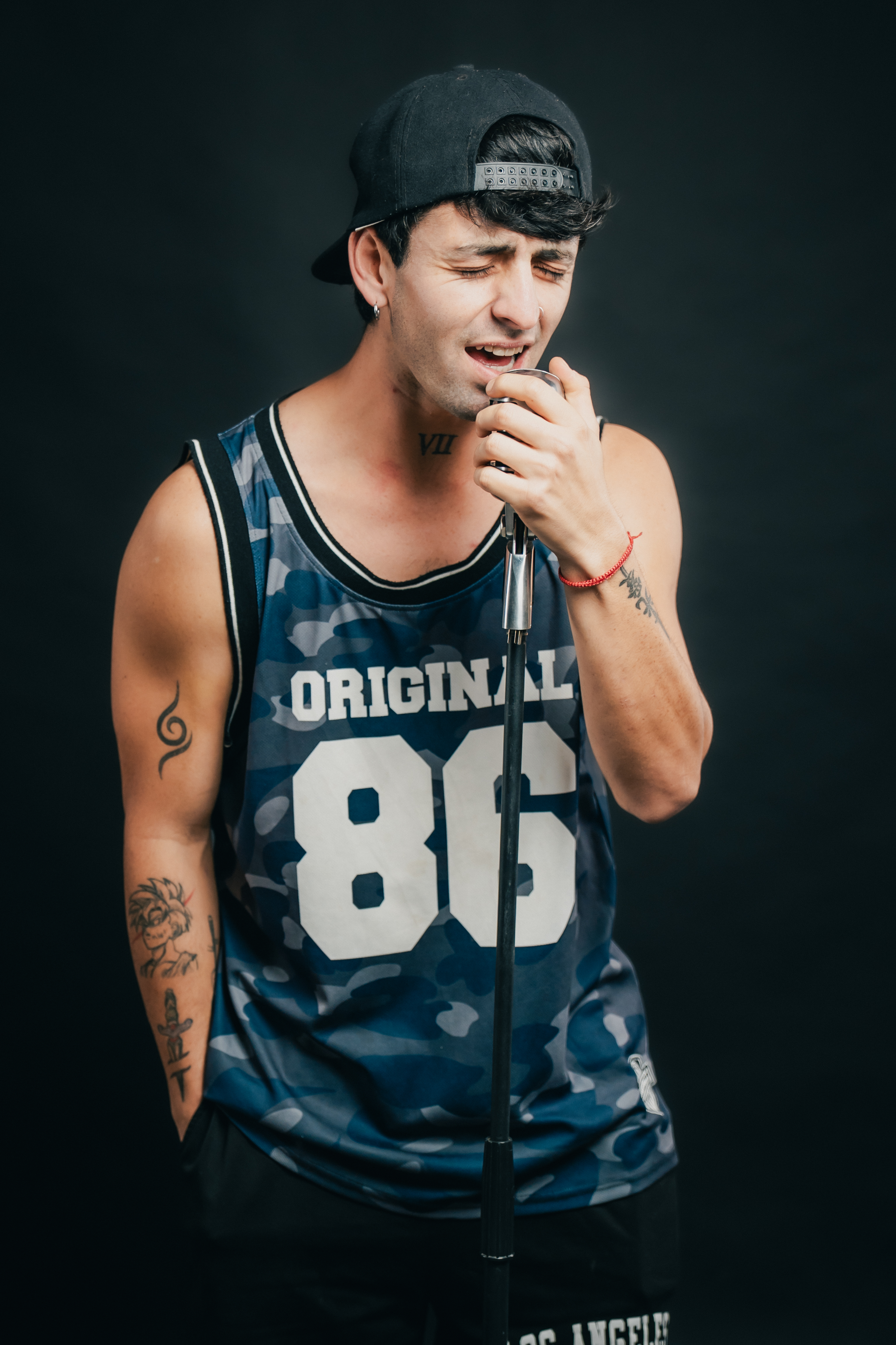 Lazos photoshoot frame 2